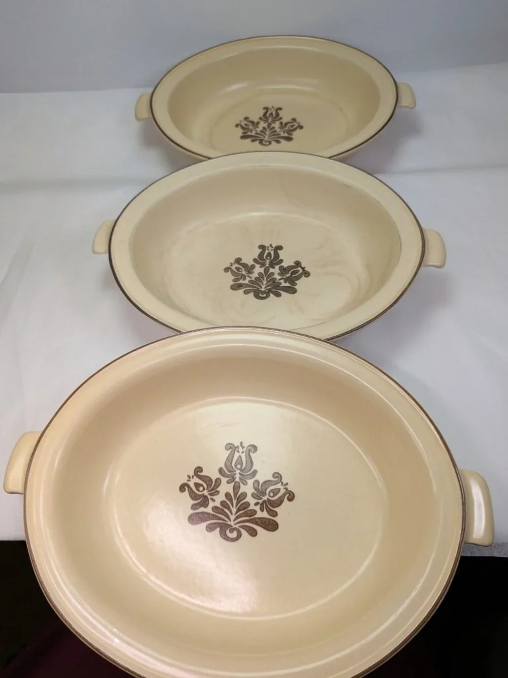 Pfaltzgraff Village Oval Steak (3) Platters / Bakers TESTED & RING TRUE Nesting